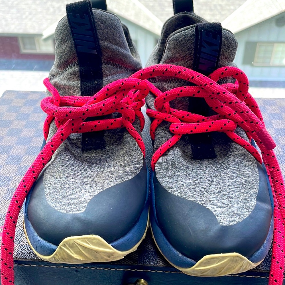Women Nike sneaker